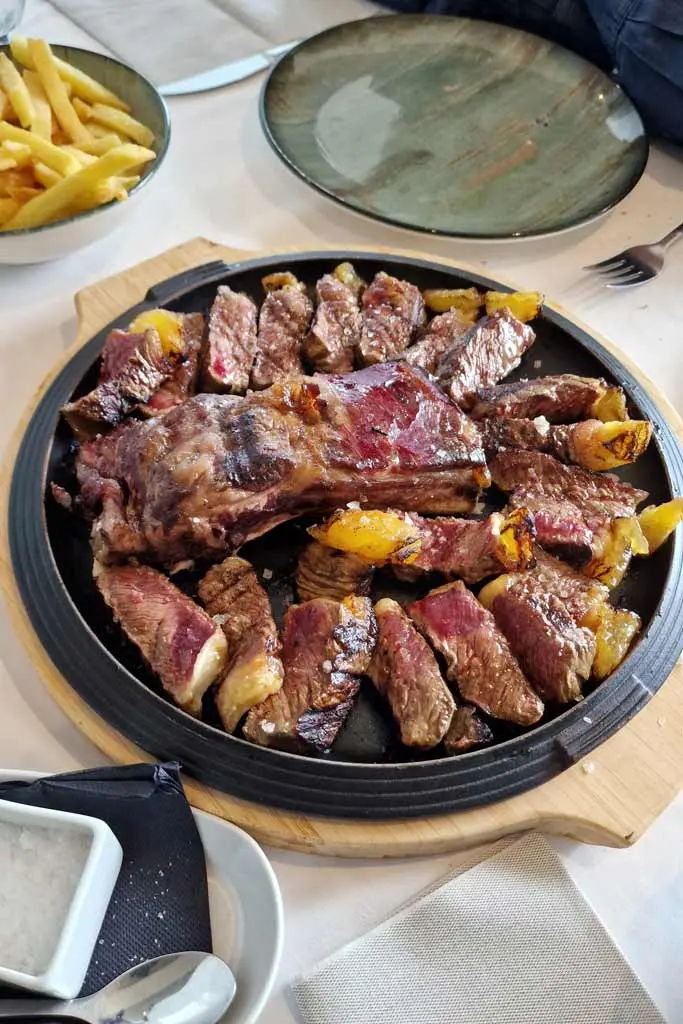restaurante de carne en gran canaria - Cómo se les llama a los guachinches en Gran Canaria