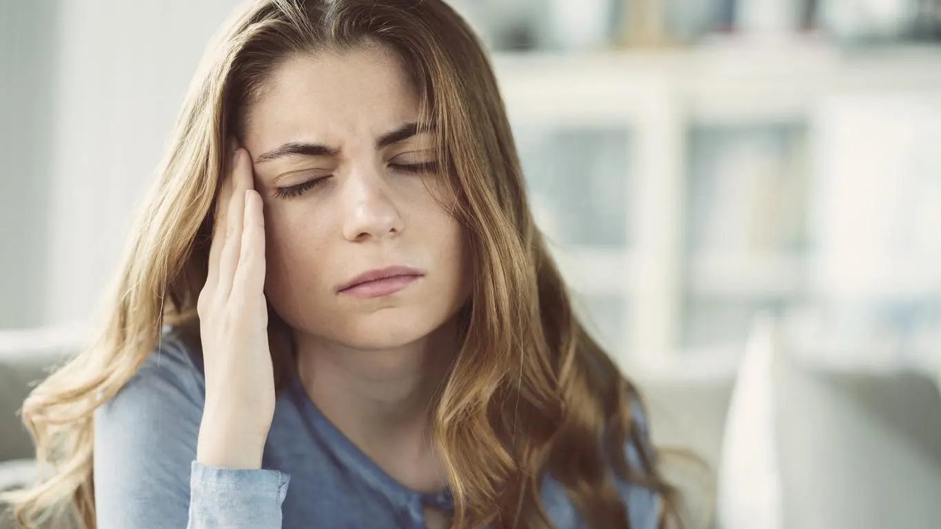 dolor de cabeza despues de comer carne - Qué significa dolor de cabeza después de comer